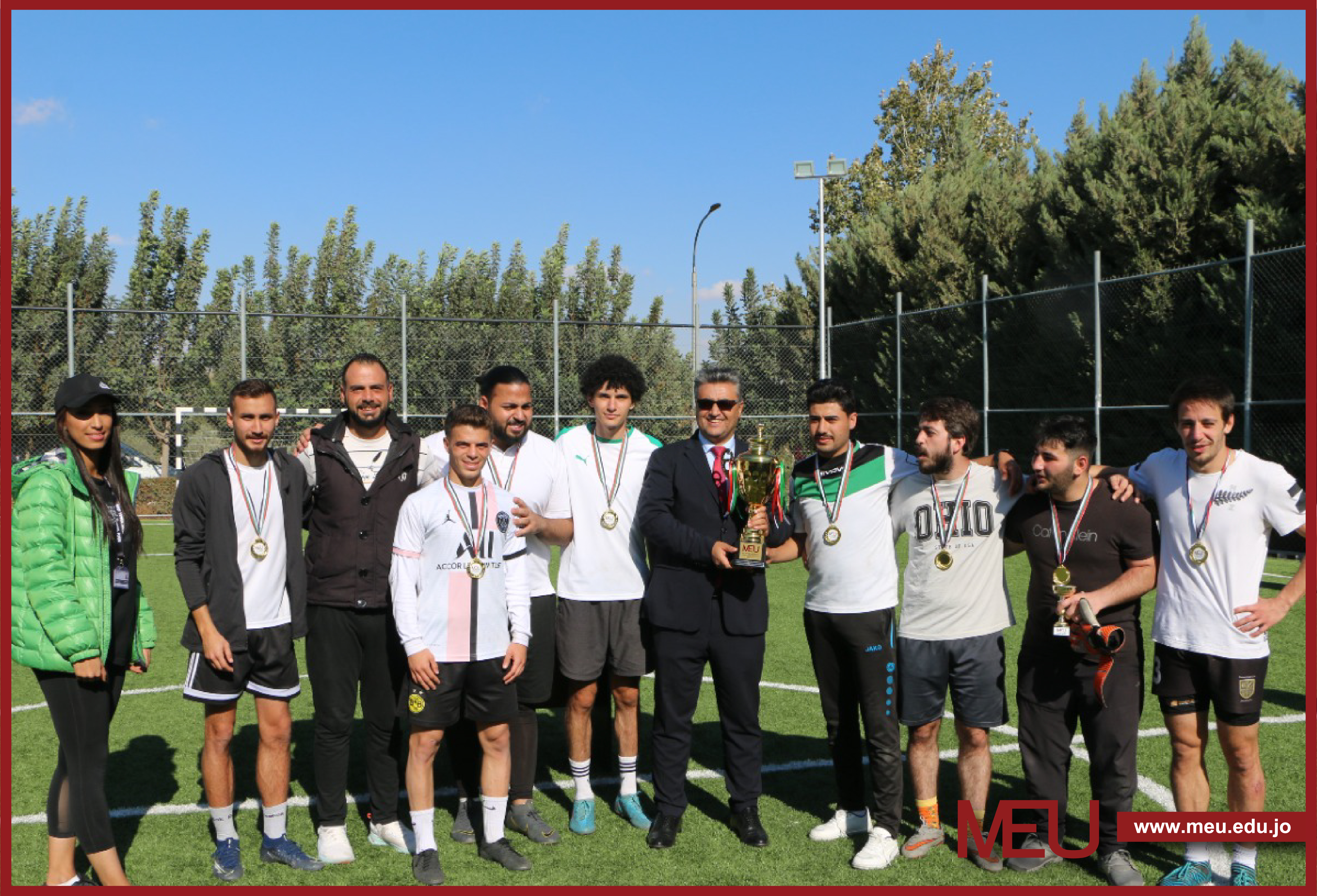 دوري كرة قدم "الشرق الأوسط" ينتهي بتتويج كلية الأعمال 