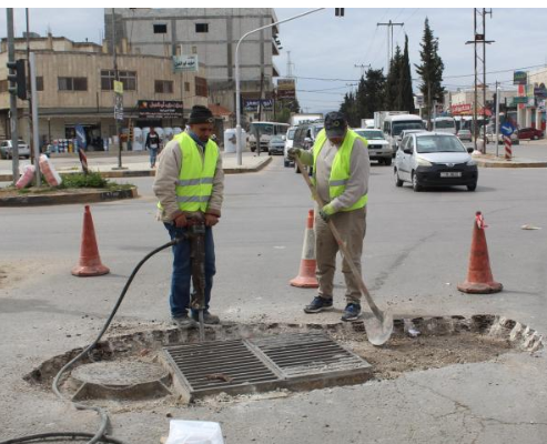 40 ألف دينار لرفع أغطية المناهل والجريلات في إربد