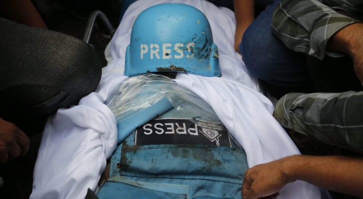 محاولة تعتيم الحقيقة ..  "إعلام غزة": ارتفاع حصيلة الشهداء الصحفيين إلى 151 منذ بدء العدوان