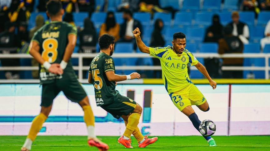 قدم ..  النصر يتعثر في غياب رونالدو أمام الخلود بالدوري السعودي