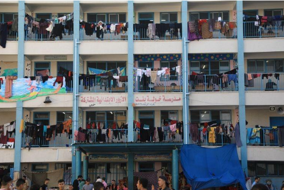 الأونروا: استشهاد أكثر من 500 فلسطيني يقيمون بملاجئ الوكالة