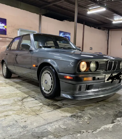 BMW e30 1988