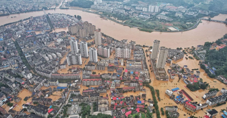 الصين ..  11 قتيلا وأكثر من 30 مفقودا بانهيار جسر