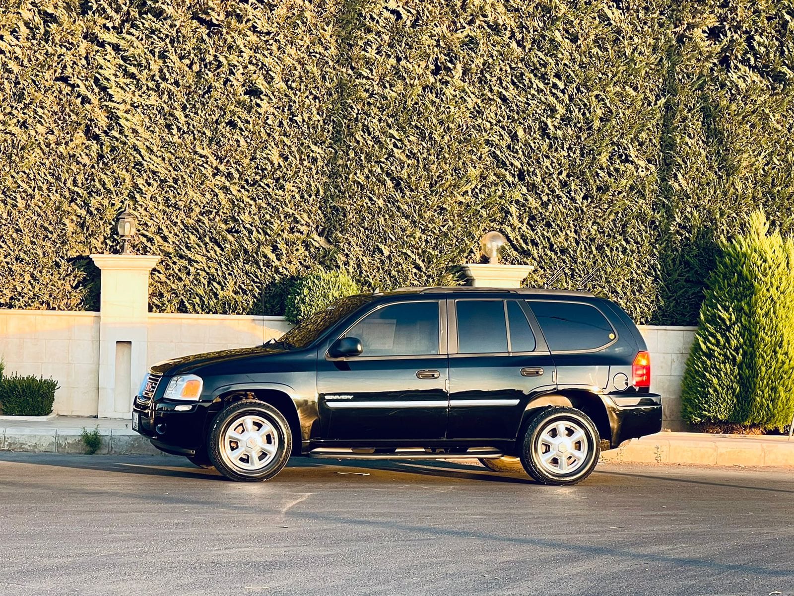 GMC ENVOY 2006 للبيع 