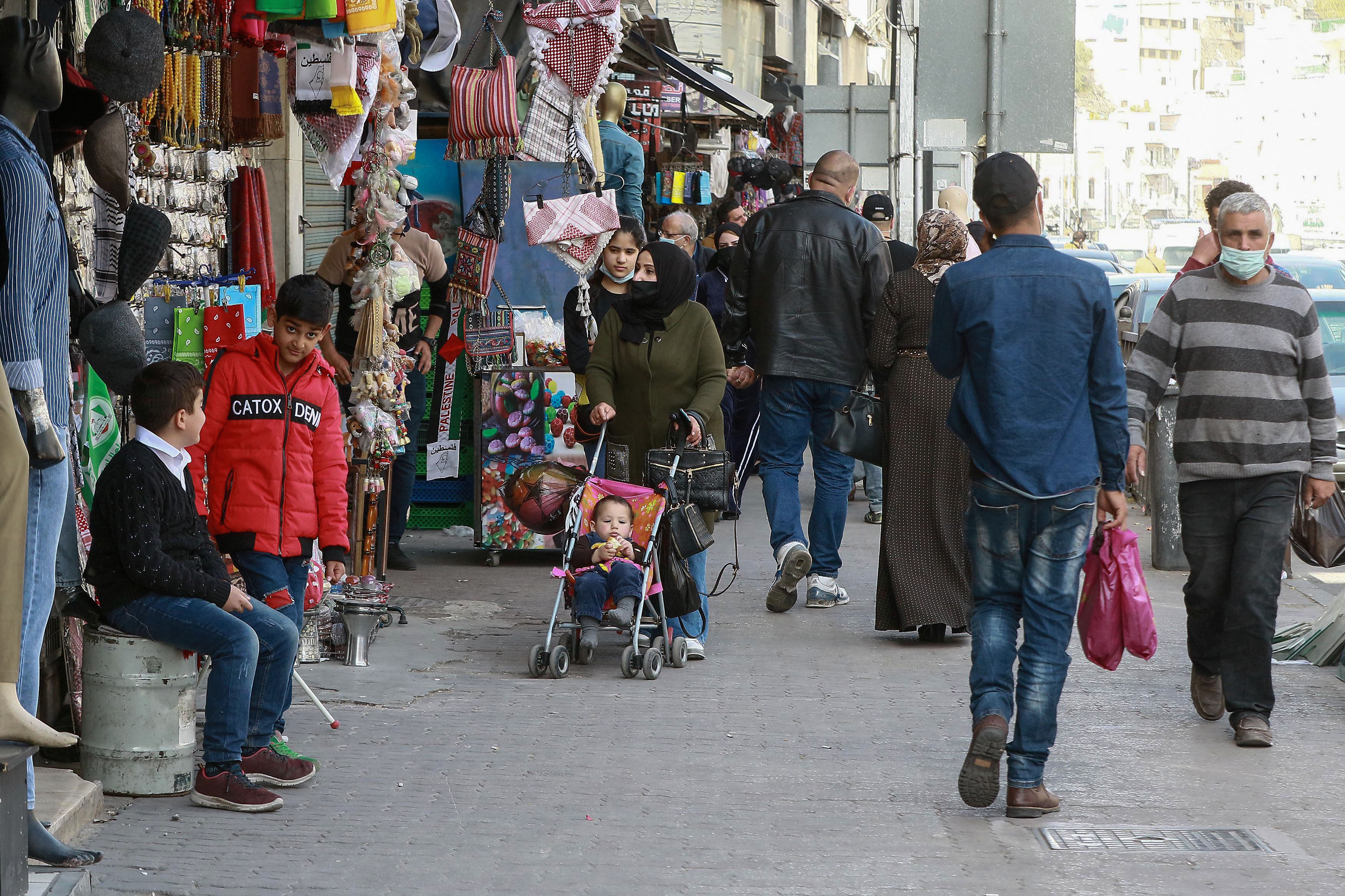 في يوم العمال ..   مطالب بتعزيز شبكة الأمان الاجتماعي بعد أن خسر 80 ألف أردنياً وظائفهم خلال جائحة كورونا