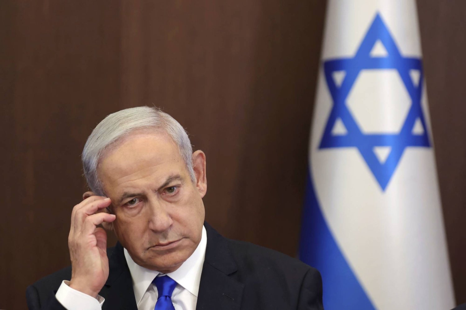 فايننشال تايمز: "إسرائيل" بحاجة لقيادة مسؤولة ونتنياهو ليس الحل
