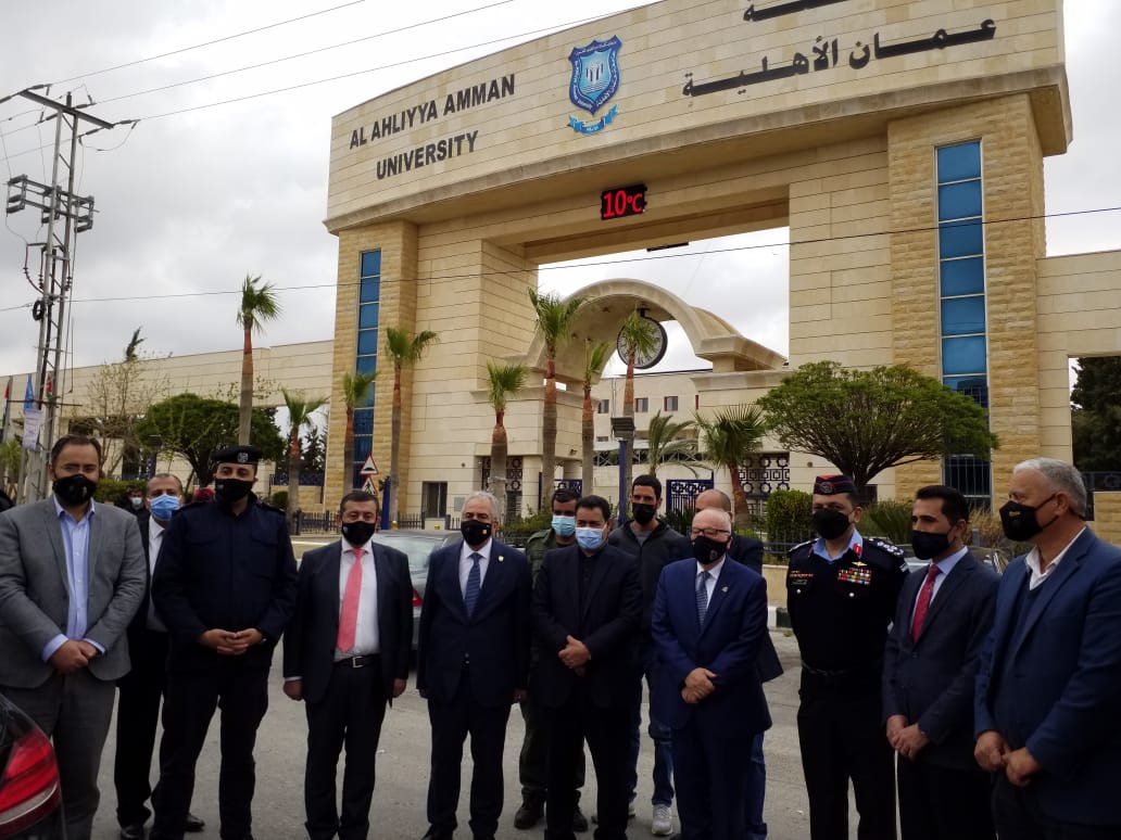 بالصور  ..  جامعة عمان الأهلية تشارك محافظة البلقاء في الاحتفال الرئيسي بمئوية تأسيس الدولة الأردنية