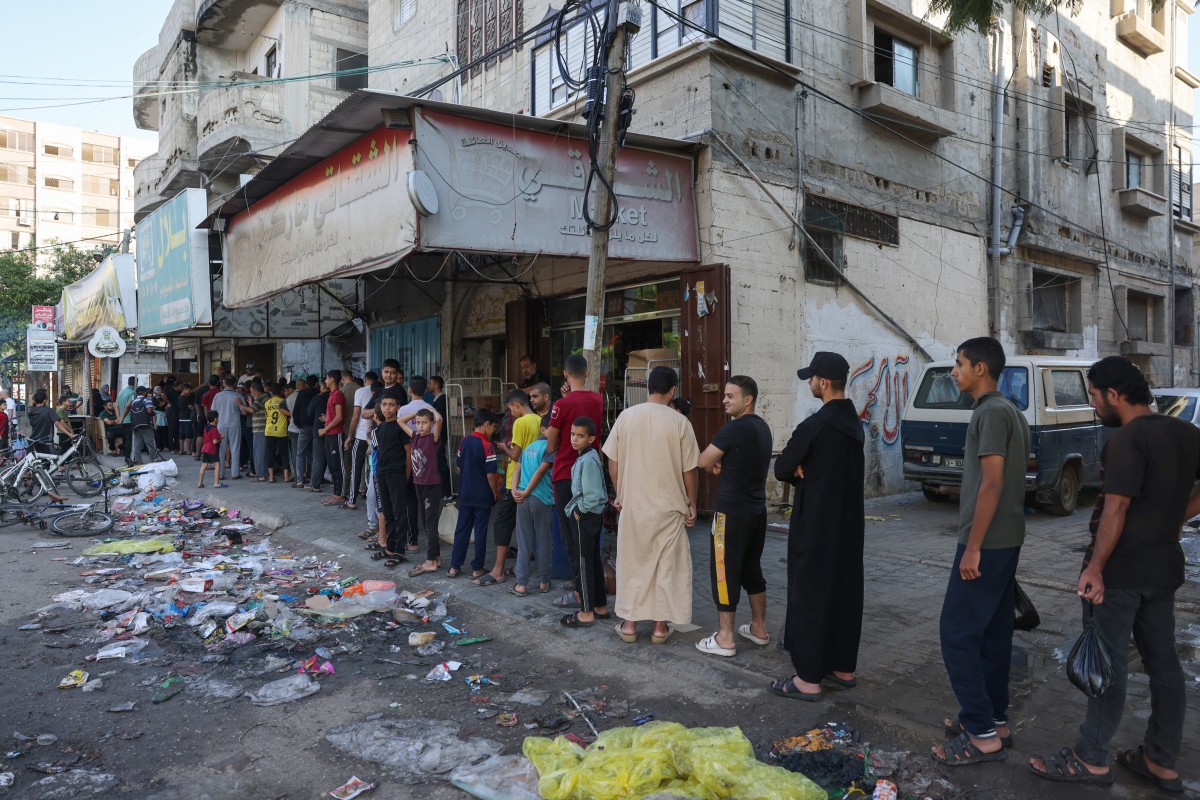 الأونروا: طوابير لأكثر من 6 ساعات في غزة للحصول على كسرة خبز