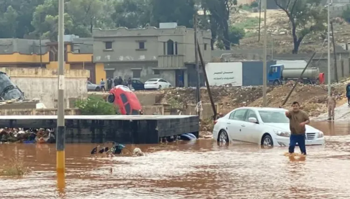 ليبيا تسجل وفاة 2800 شخصا جراء عاصفة دانيال