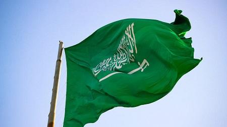 73 ألف كيلو متر من الطرق و13 ميناء تربط السعودية بالعالم