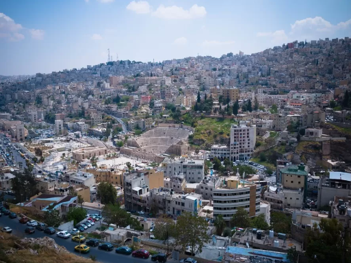 انخفاض ملموس على درجات الحرارة وأجواء باردة في أغلب المناطق اليوم 