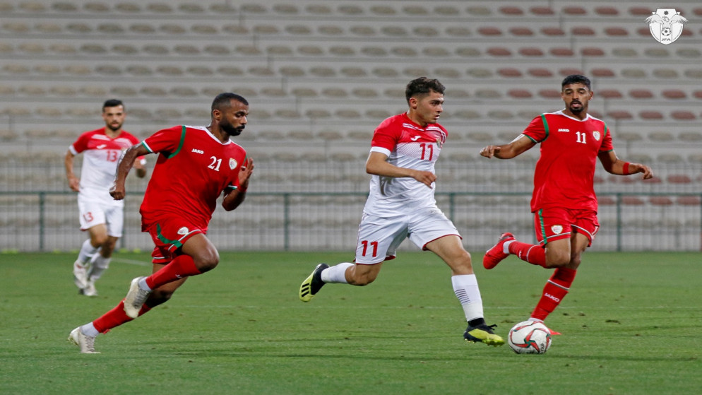 تعادل المنتخب الوطني لكرة القدم مع نظيره العُماني بدون أهداف