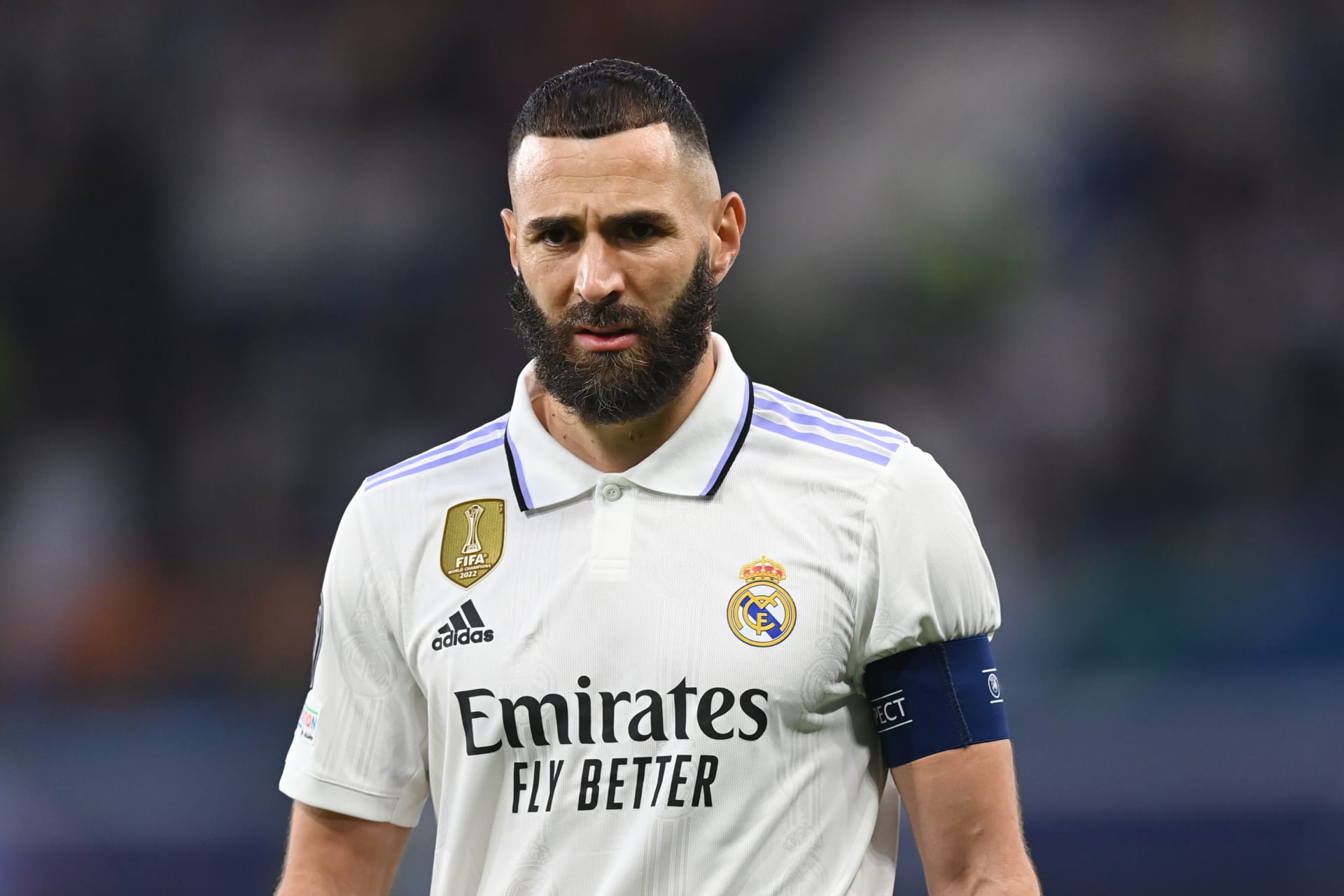 تصرف غير مفهوم من بنزيما ضد ريال مدريد