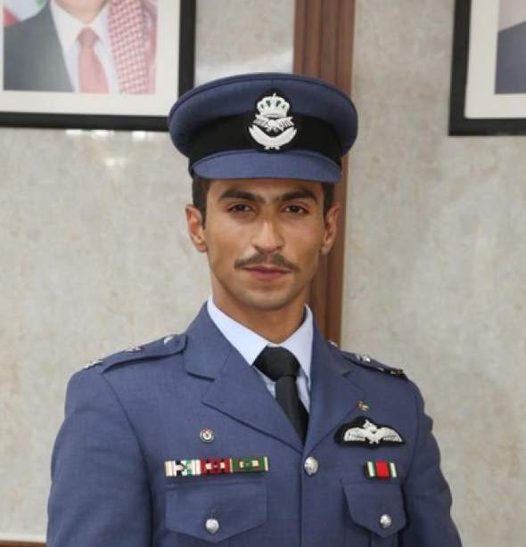 تخرج الطيار محمد فيصل وريكات من الكلية الجوية