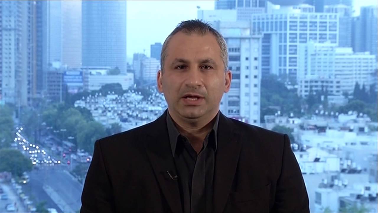 كوهين يسخر من النظام الإيراني: "شو لازم نعمل لحتى ترد إيران" ؟