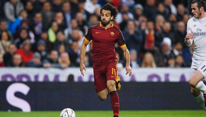 محمد صلاح يفجر أزمة في روما بعد 4 سنوات