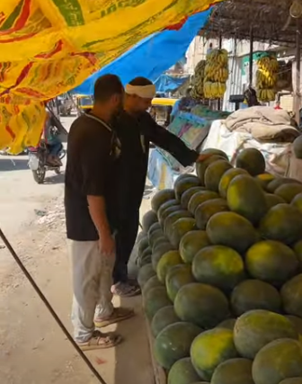 الكاميرا الخفيه: مقلب اكل البطيخ 