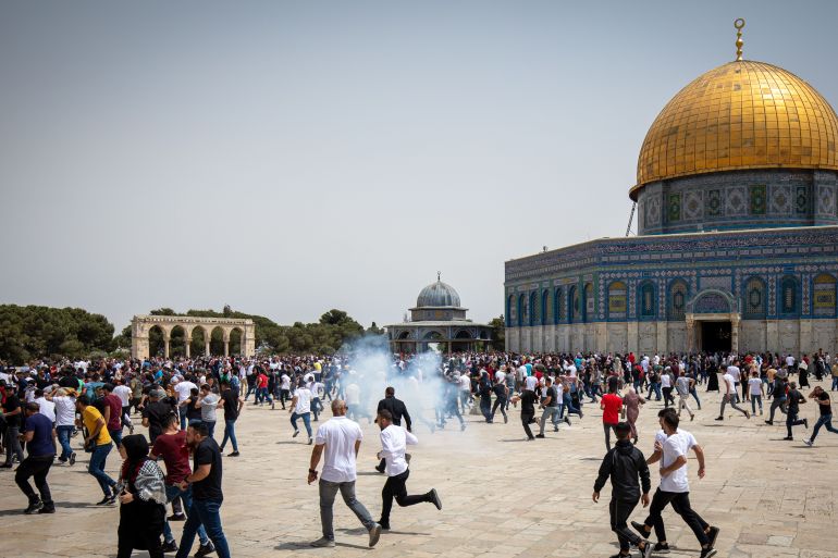 وزير الخارجية يدعو العالم لإدانة الاعتداء الإسرائيلي الوحشي للمسجد الأقصى