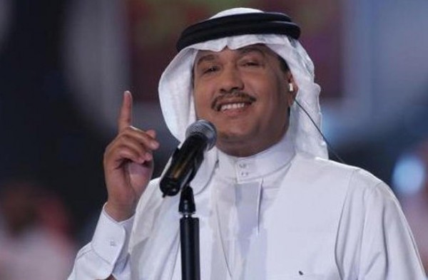 هذا ما فعله محمد عبده بـ"بنات الرياض" ..  وجمهور الرجال "يعترض"