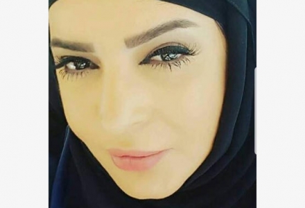 فنانة خليجية بالحجاب وتتطالب الجميع حذف صورها القديمة 