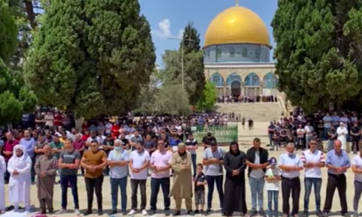 إقامة صلاة الغائب في المسجد الأقصى ومساجد الضفة على أرواح ضحايا حرائق الجزائر