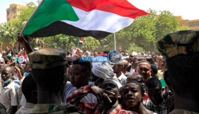 السودان: مظاهرة مليونية ضد الانقلاب مع انقطاع الاتصالات الهاتفية