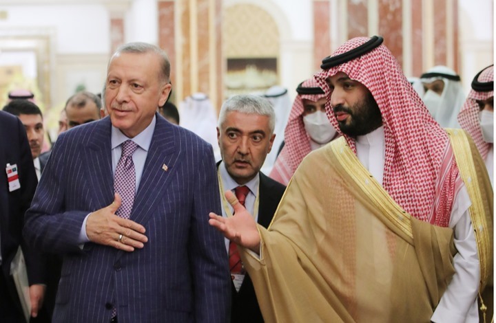 أردوغان يهاتف بن سلمان للاطمئنان على العاهل السعودي