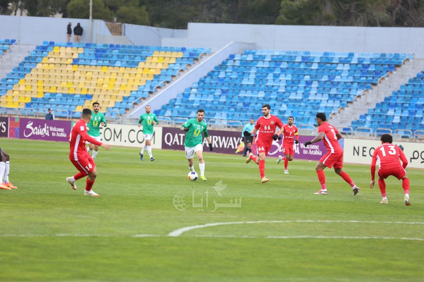 عدسة "سرايا" ترصد اجواء مباراة الواحدات والأهلي الإماراتي في استاد عمان الدولي