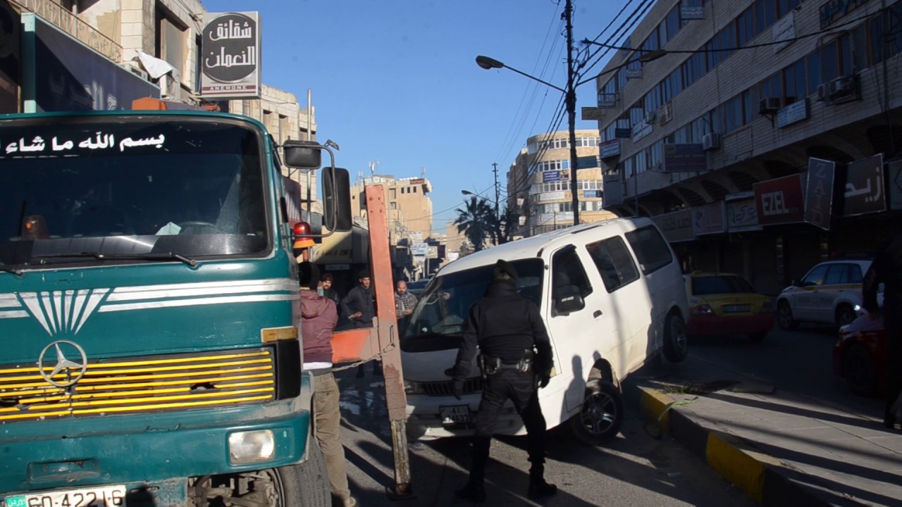 8 إصابات بحادث تصادم مركبتين في منطقة الحصن بمحافظة اربد 