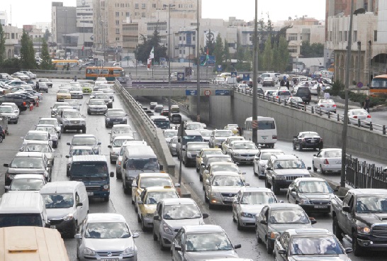 السير : تباطؤ مؤقت للسير القادم من طريق المطار باتجاه الدوار السابع 