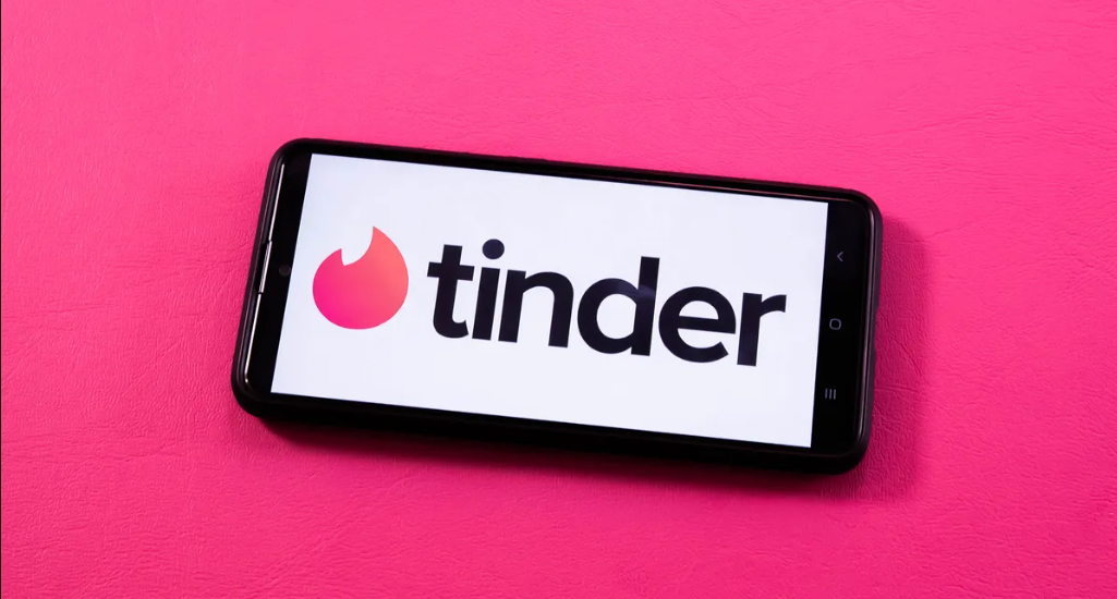 وضع التصفح المتخفى فى Tinderيخفى ملفك الشخصى عن الأشخاص الذين لا تحبهم