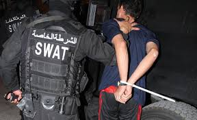 القبض على مطلوب متوار عن الانظار منذ 2013 وبحقه 39 طلبا امنيا في عمان