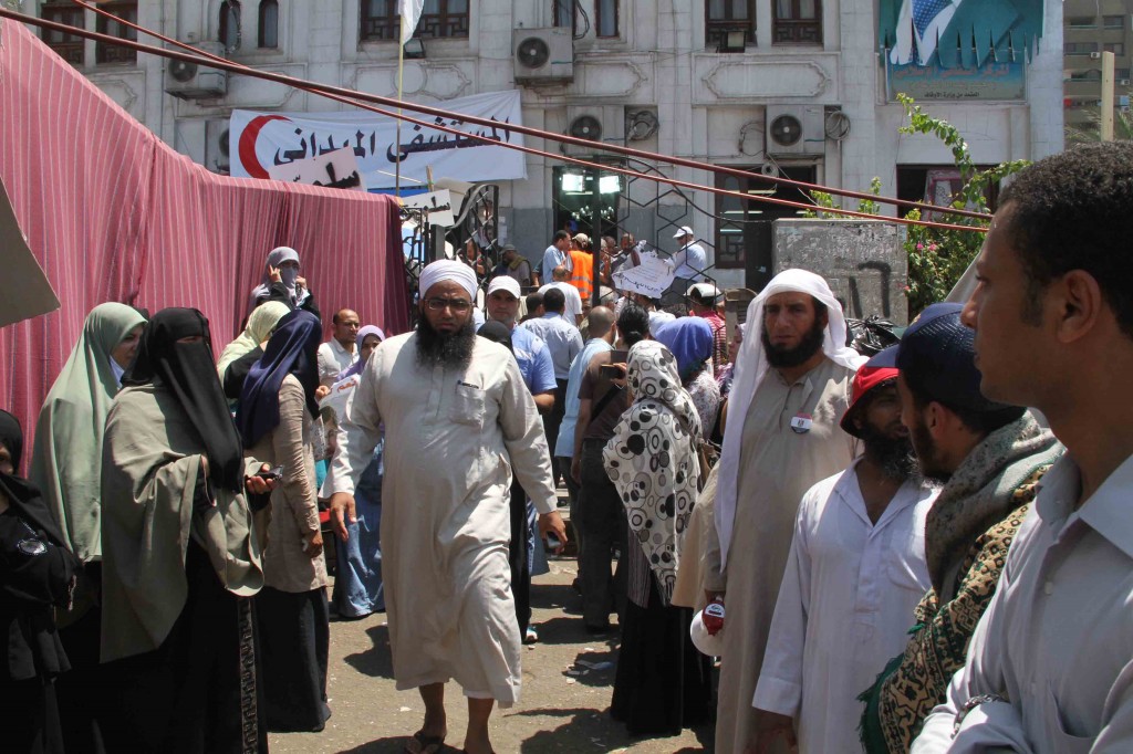 أسرار فرار قادة الإخوان قبل فض اعتصام رابعة العدوية