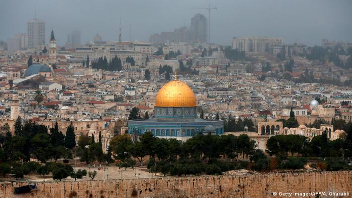 مسودة بيان القمة العربية: تأكيد أهمية استعادة حقوق الشعب الفلسطيني وتتمسك بمبادرات السلام