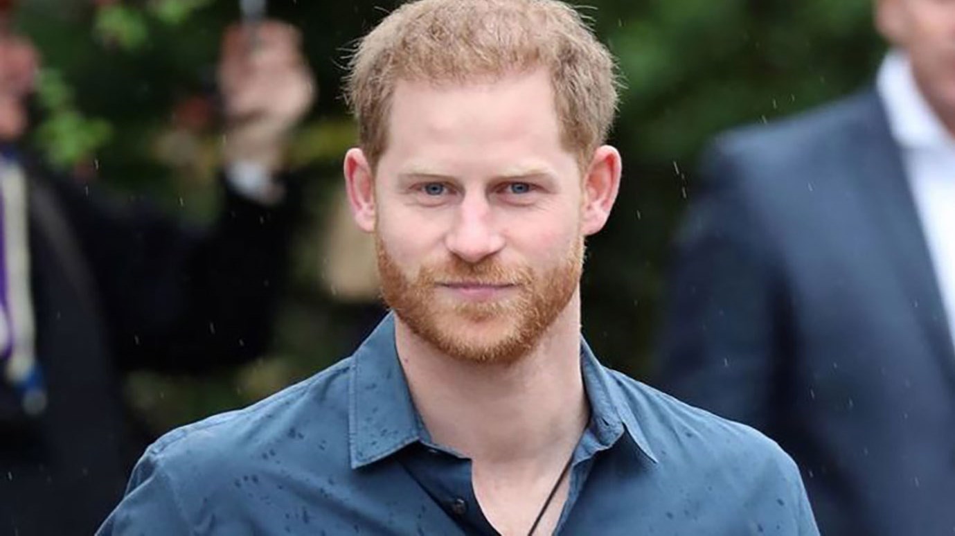 خبراء ملكيون يوضحون السبب وراء ترك الأمير هاري العائلة المالكة