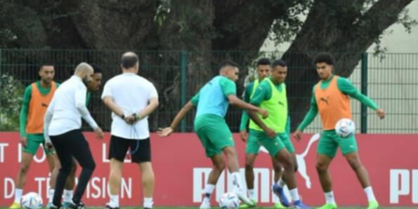 بالصور ..  زياش يزين مران منتخب المغرب