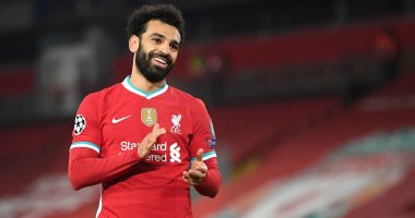 محمد صلاح ينافس ميسي لاختيار أفضل جناح أيمن في أوروبا 2020