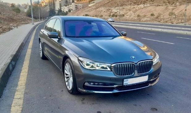 سيارة BMW 730 للبيع