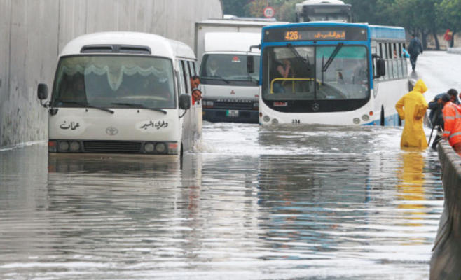 خبراء: قطاع النقل يواجه تحديات في ظل الزيادة السكانية