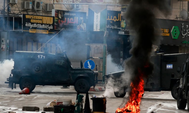 القسام تستهدف قوات الاحتلال على محور البلاونة في طولكرم 