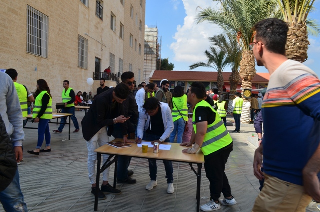 مكتب الارشاد الوظيفي ومتابعة الخرجين في "عمان الاهلية " ينظم لقاءا تعريفيا للطلبة