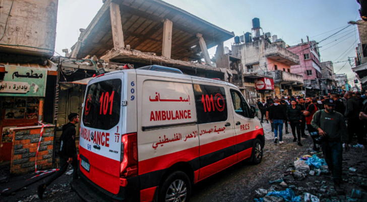 "صحة غزة": الاحتلال يستهدف مجمع ناصر الطبي بخان يونس وتهديد يطال الآلاف