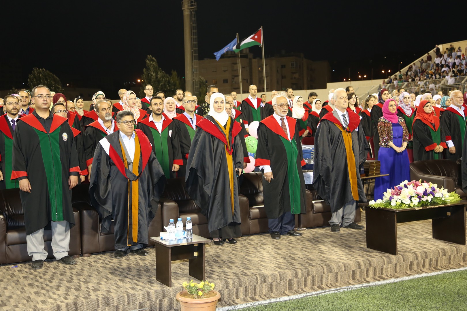 بالصور .. جامعة العلوم التطبيقية الخاصة تخرج طلبة الفوج الثاني والعشرين 