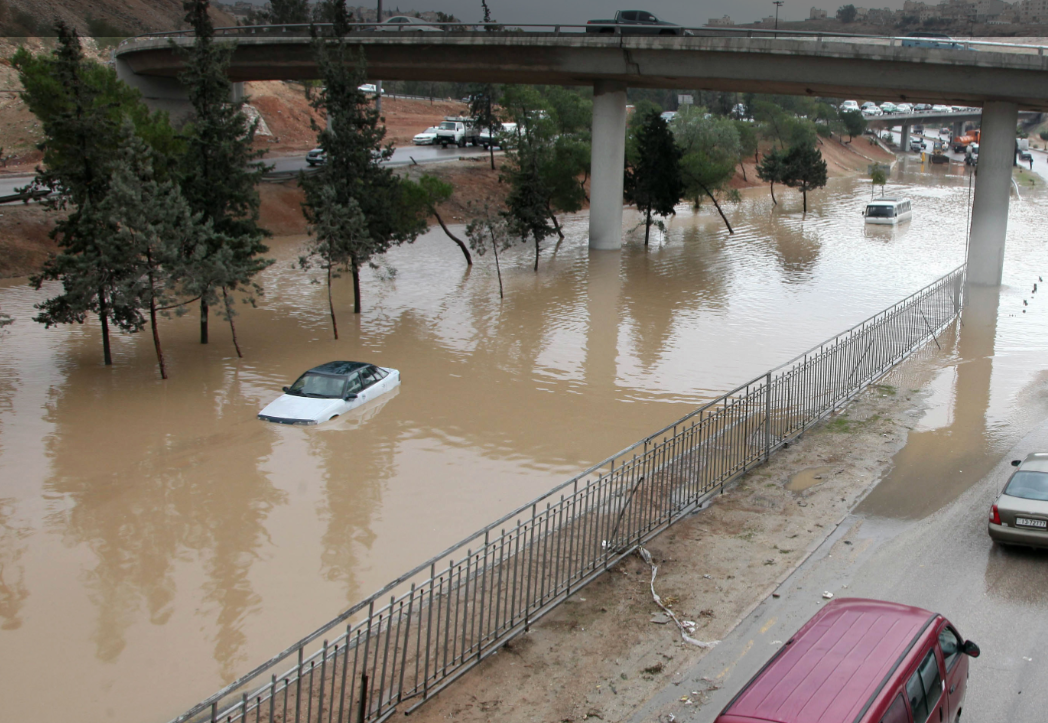 الإدارة المحلية: الانتهاء من حصر البؤر الساخنة المهددة بالفيضانات