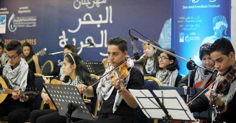 انطلاق مهرجان "البحر والحرية" الموسيقي بغزة