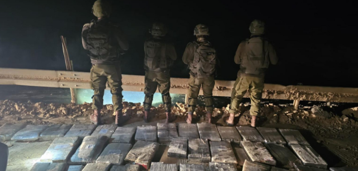  جيش الاحتلال يزعم إحباط تهريب مخدرات بقيمة حوالي 16 مليون شيكل على الحدود المصرية