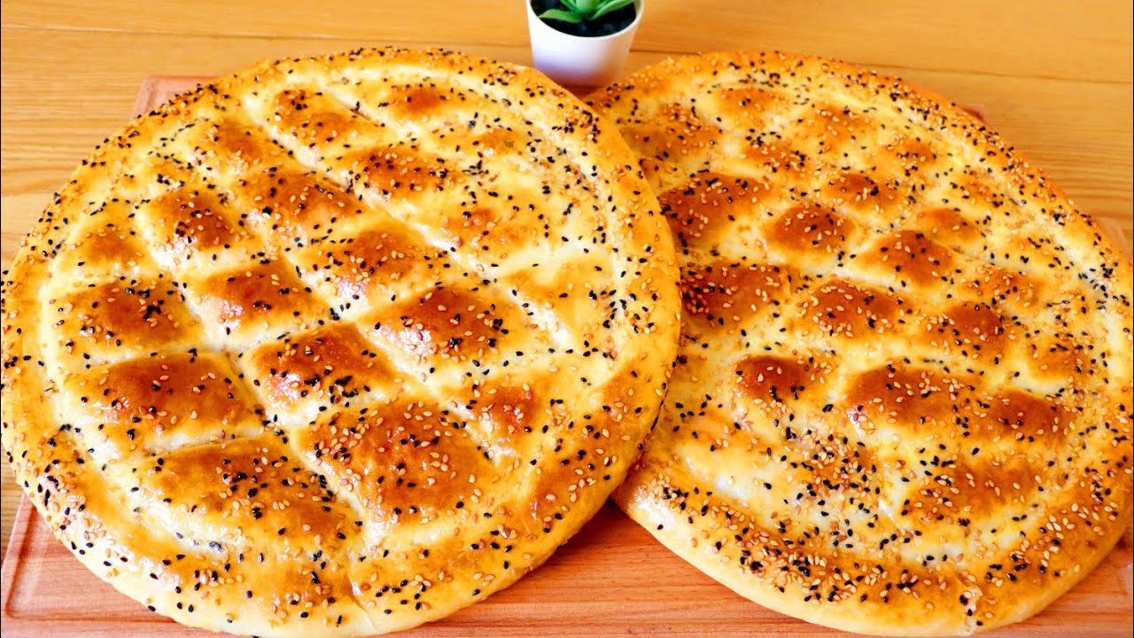 "البيدا" ..  خبز رمضان المفضل على موائد الأتراك
