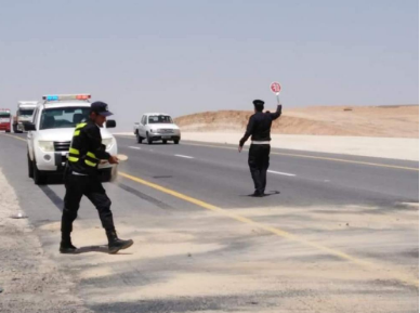 الدوريات الأمنية تضبط ٧ مركبات أخفت لوحات الأرقام في معان