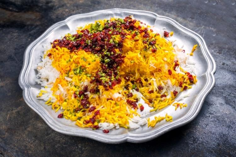 تعرفي على طريقة عمل الأرز البخاري الأصلي مع اللحم