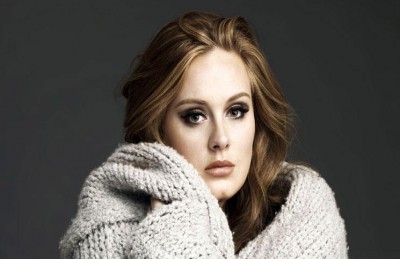 صفقة قيمتها 30 مليون دولار بين الفنّانة Adele وشركة آبل